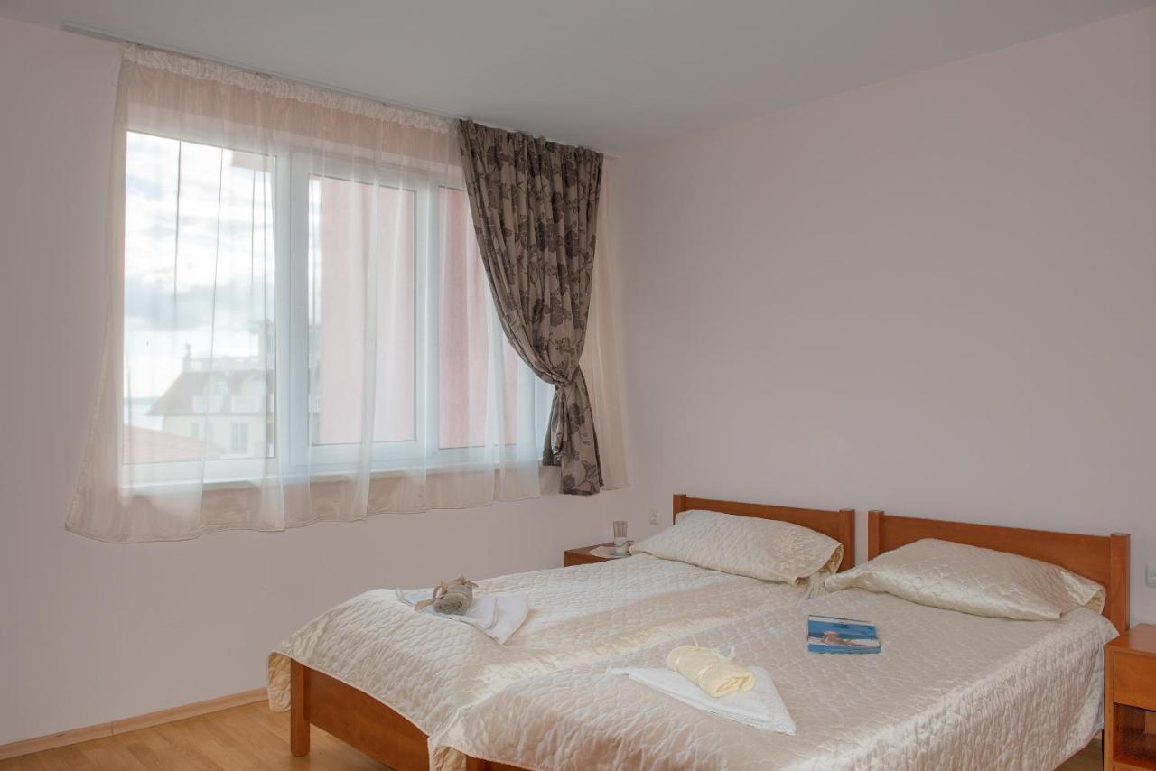 Privilege Beach Apartments Szveti Vlasz Kültér fotó