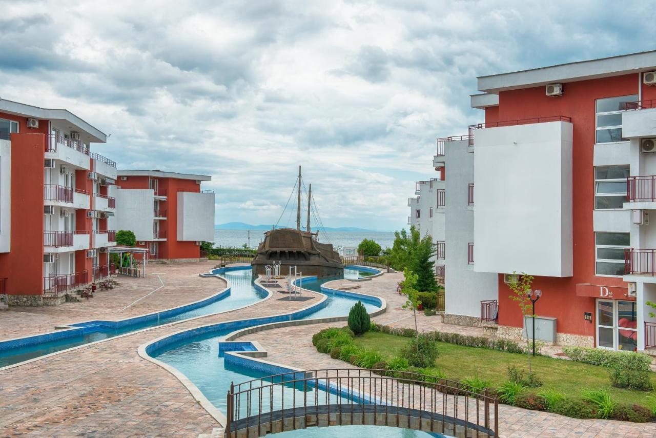 Privilege Beach Apartments Szveti Vlasz Kültér fotó