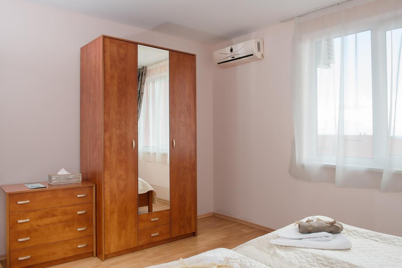Privilege Beach Apartments Szveti Vlasz Kültér fotó