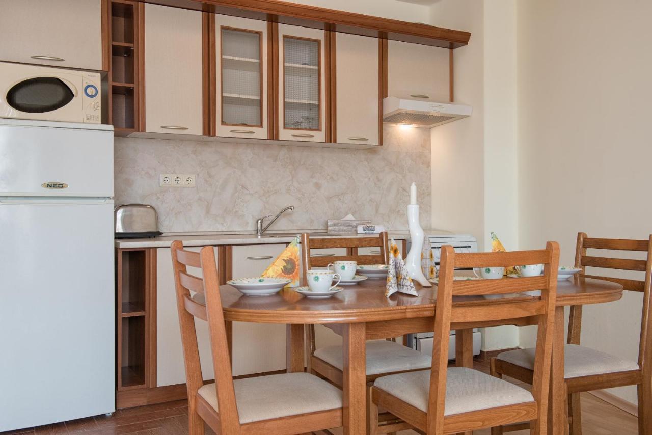 Privilege Beach Apartments Szveti Vlasz Kültér fotó