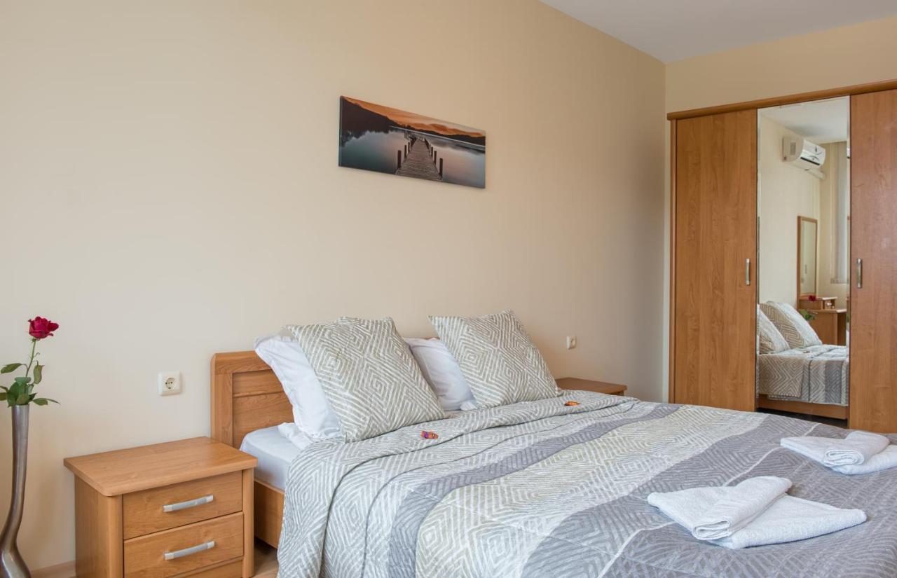 Privilege Beach Apartments Szveti Vlasz Kültér fotó