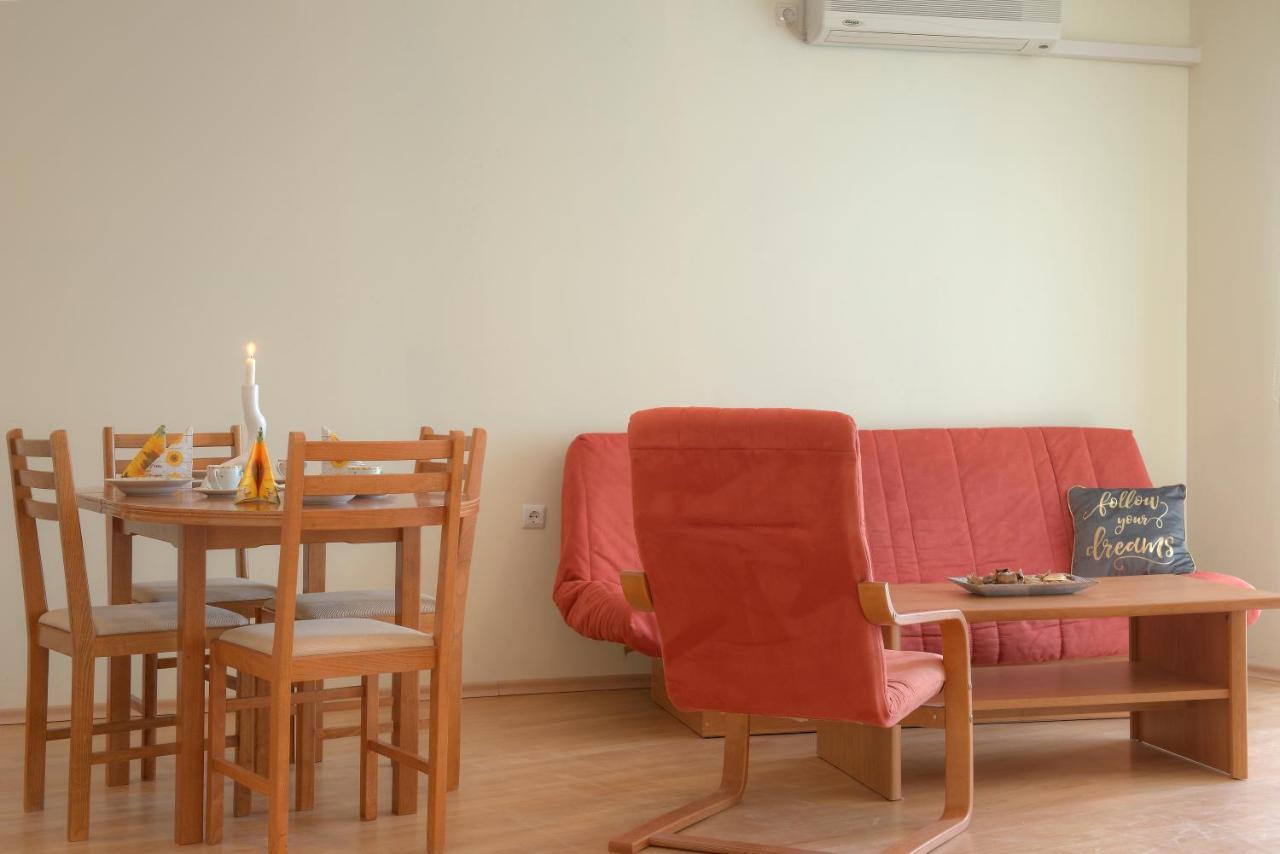 Privilege Beach Apartments Szveti Vlasz Kültér fotó
