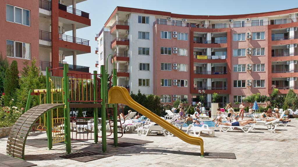 Privilege Beach Apartments Szveti Vlasz Kültér fotó